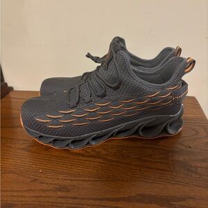 SOLD Lightweight Work Shoes for Men Steel Toe Sneakers SIZE 9.5 grey/orange